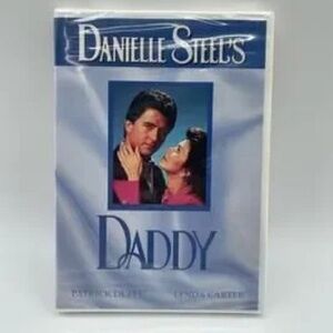 Danielle Steel's Daddy Paperback Novel - Blue Cover